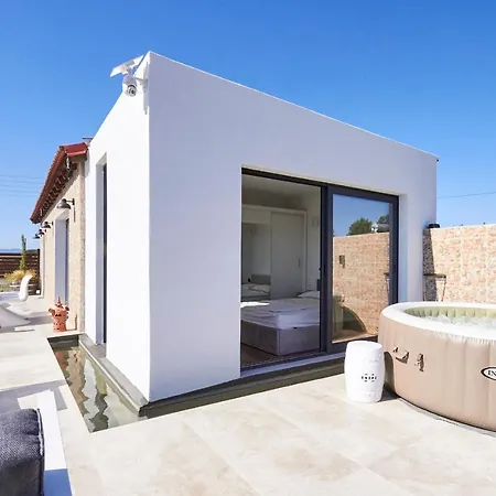 Trie Vineyard * Grevena